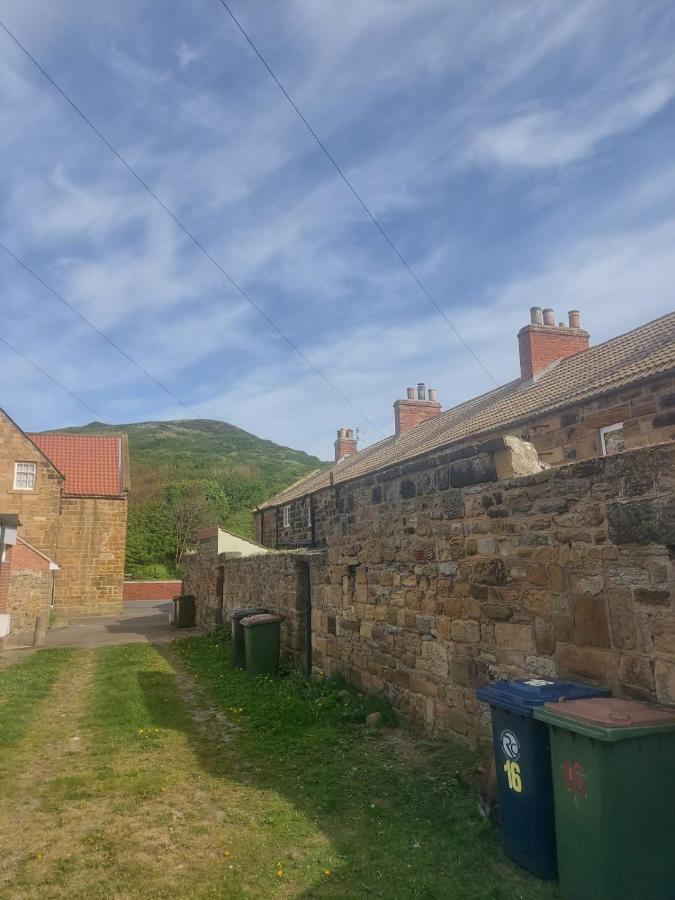 Poets Cottage Skinningrove Exterior photo
